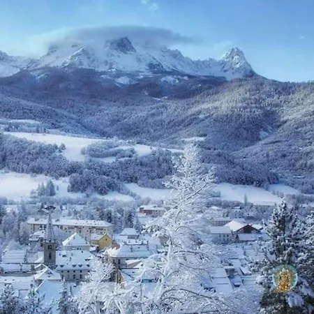 Apartment Petit Cocon Plein Sud Vue Montagnes Lesclesdenicole Barcelonnette