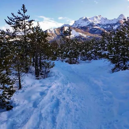 Petit Cocon Plein Sud Vue Montagnes Lesclesdenicole Apartment Barcelonnette