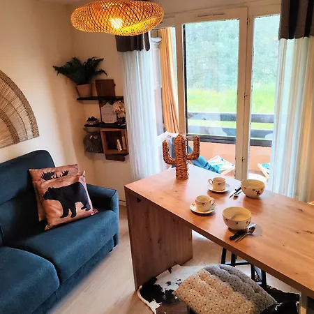 Petit Cocon Plein Sud Vue Montagnes Lesclesdenicole Apartment *